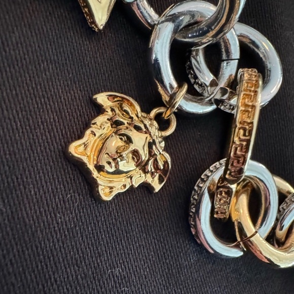 Versace Medusa Gold Charm Two Tone Embellished Chain Chunky Necklace 😍 - Picture 7 of 7
